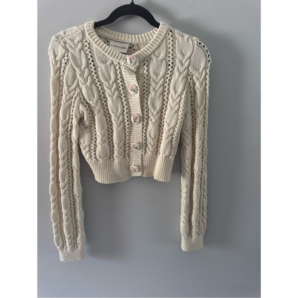 Freshman Cream Cable Knit Cropped Cardigan with Floral Buttons